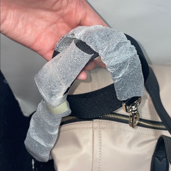 Kate Spade ‘Chelsea’ Nylon Weekender - Picture 10 of 16